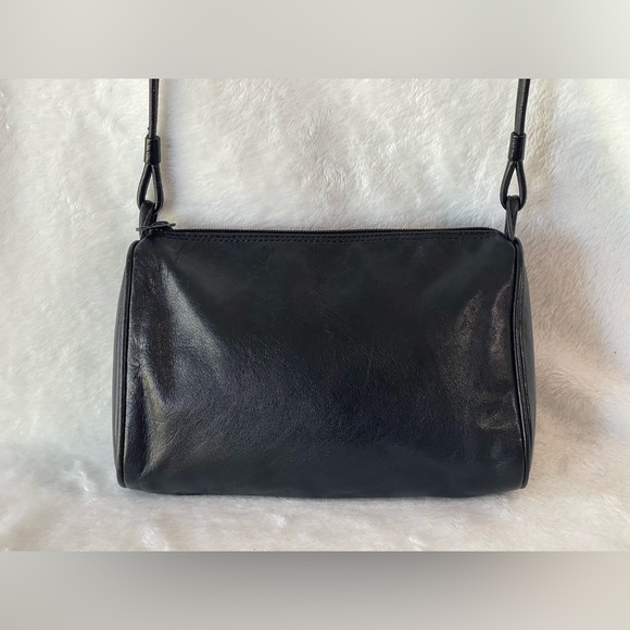 Vintage Amanda Smith, leather Crossbody travel purse, black soft - Picture 3 of 10